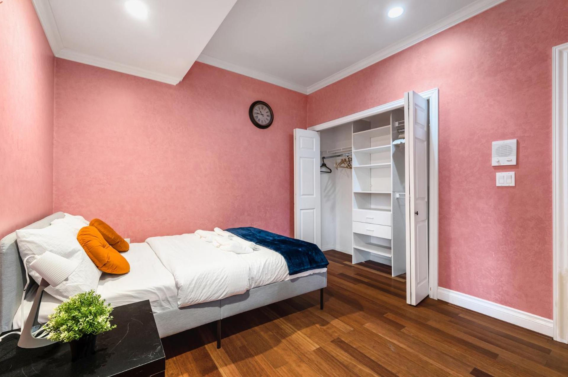 Charming Retreat On Cypress Street, Your Home Away From Home Ванкувър Екстериор снимка